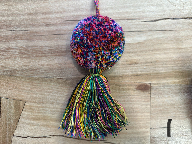 Pom Pom Decoration - XL