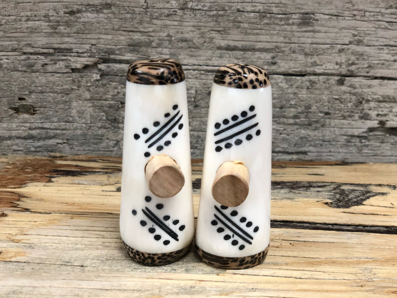 Palm & Bone salt & pepper shakers