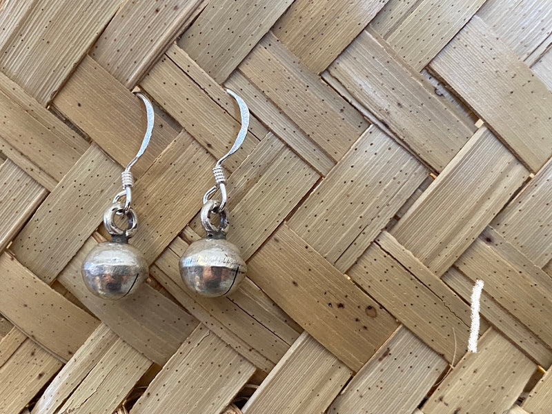 Earrings - silver dangle med