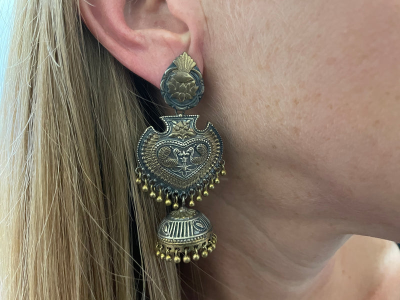 Earring - peacock crest