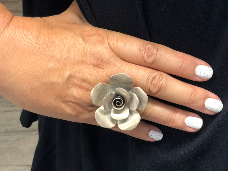 Thai Silver Flower Ring Adjustable - LG