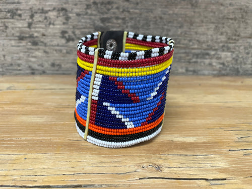Beaded Masai bracelet - snaps 2.75" wide