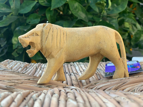 Wooden lion sm 4"
