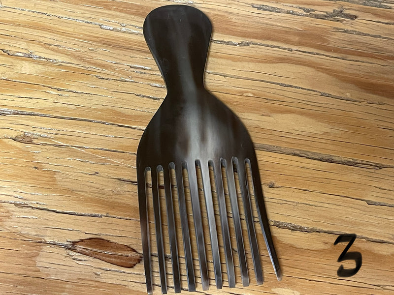 Comb / hair pick - cowhorn