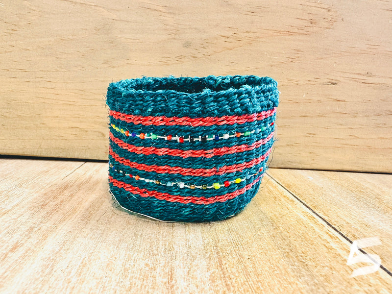 Sisal basket with beads - tiny
